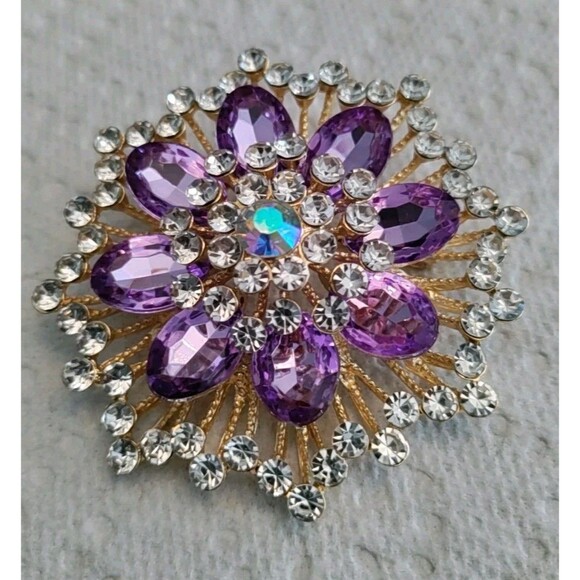 Unbranded Jewelry - Purple & Clear Gold Tone Flower Brooch 2.5" Diameter